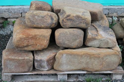 Песчаник для строительства и кладки (большие блоки)